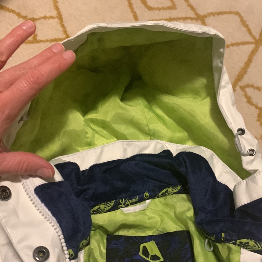 Ski or snowboard Jacket - Picture 3 of 8